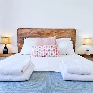 Dona Marqueza - Wifi, Ac, & Centro 350m Apartment